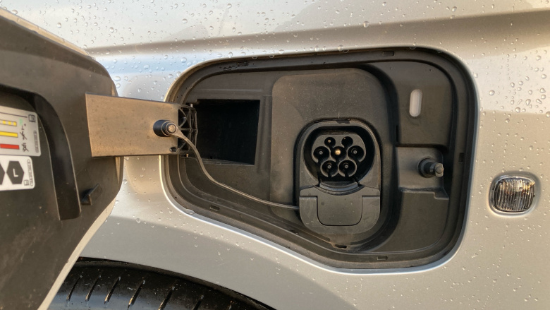 Ford Transit Connect 250 L2 Petrol 1.5 EcoBoost PHEV 150 Limited Van Auto